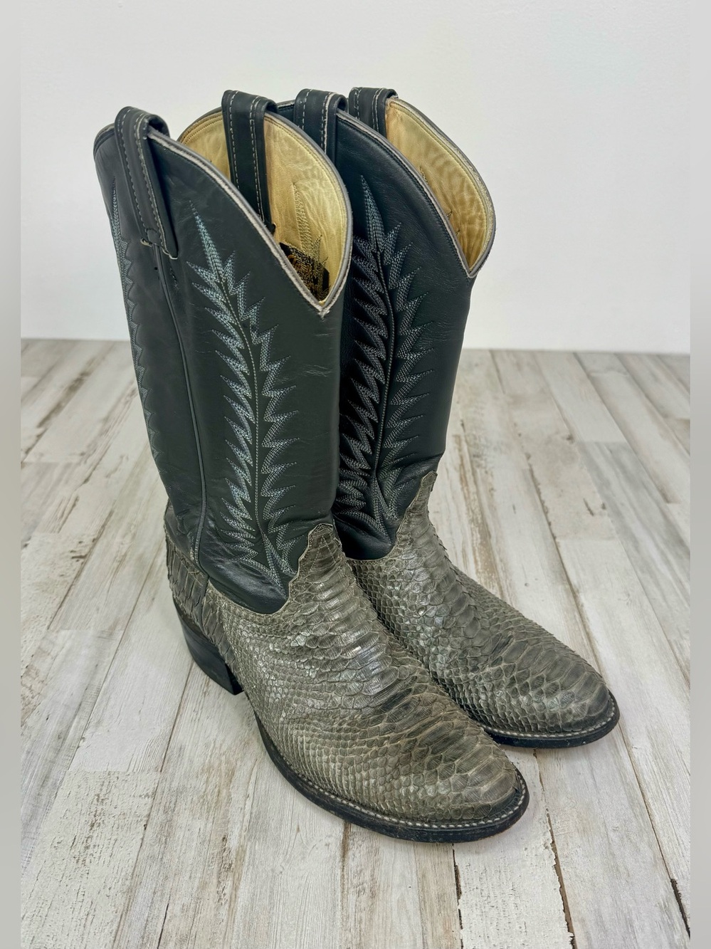 Rare VTG Tony Lama Exotic Snakeskin Python & Black Leather Womens Sz 8 D 862763